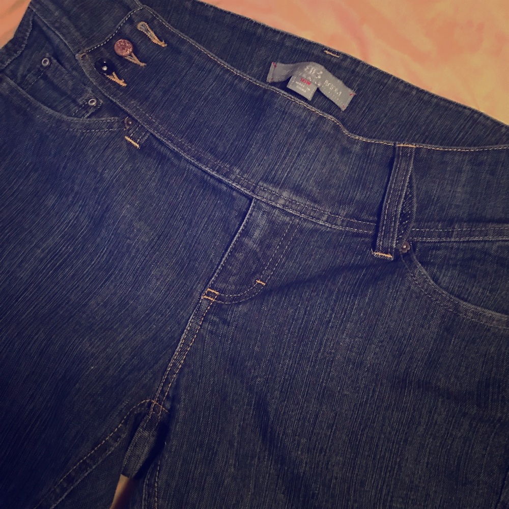 Boom boom knee length shorts